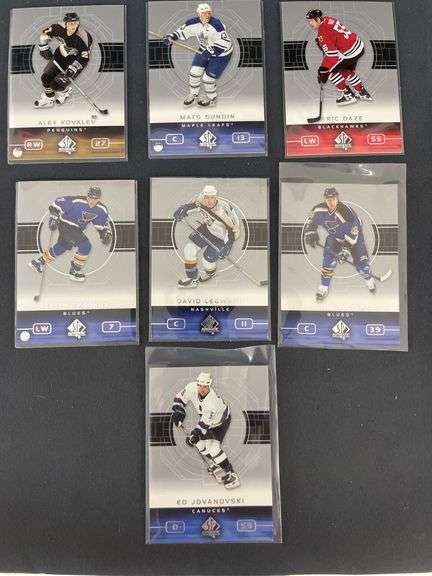 Hockey rookie cards