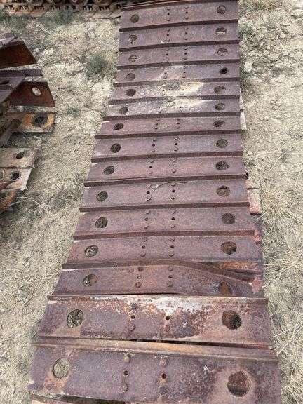 Dozer tracks