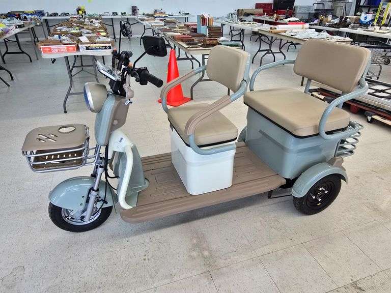New Assembled IRGC40 Electric Mini Golf Cart- Teal image