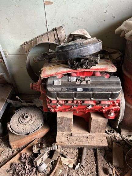 Big Block Chevy Motor & accessories