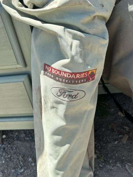 Ford "No Boundaries Outfitters" and "Ford Explorer" Canvas Bags w/ Chairs