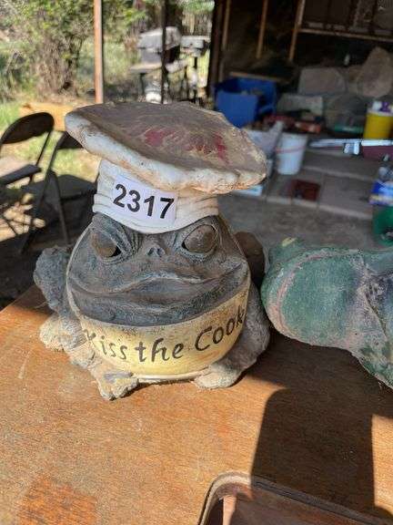 Two garden frog decorations