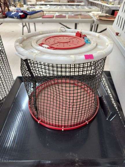 Animal cage image