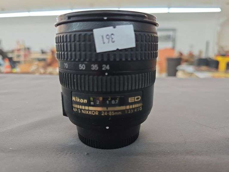 Nikon lens image