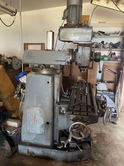 Alzmetall milling machine
