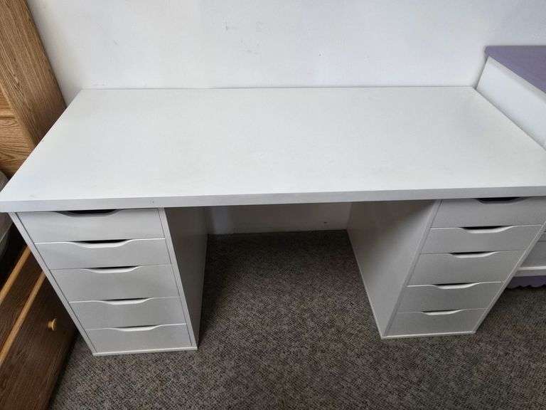 Desk image