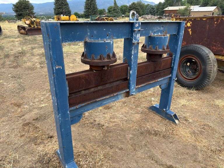 Heavy duty press image