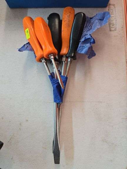 Snap-On Screw Drivers image