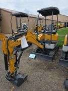 SDLE20 Mini excavator with hydraulic thumb and  Diesel Yanmar Engine