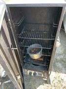 Smoky mountain propane smoker