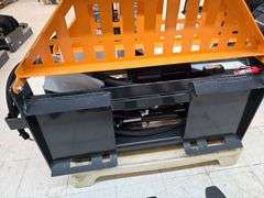 New Wolverine Adjustable Hydraulic Pallet Forks