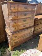 Oak Chest of Drawers