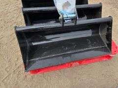 New IREAS 31" Mini Skid Toothless Bucket
