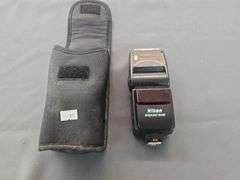 Nikon camera speed light