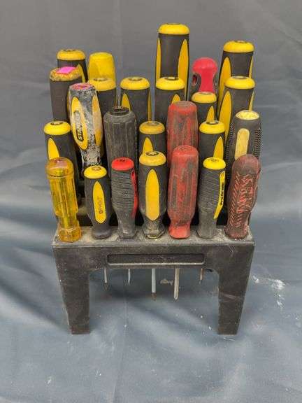 Screw drivers and stand image