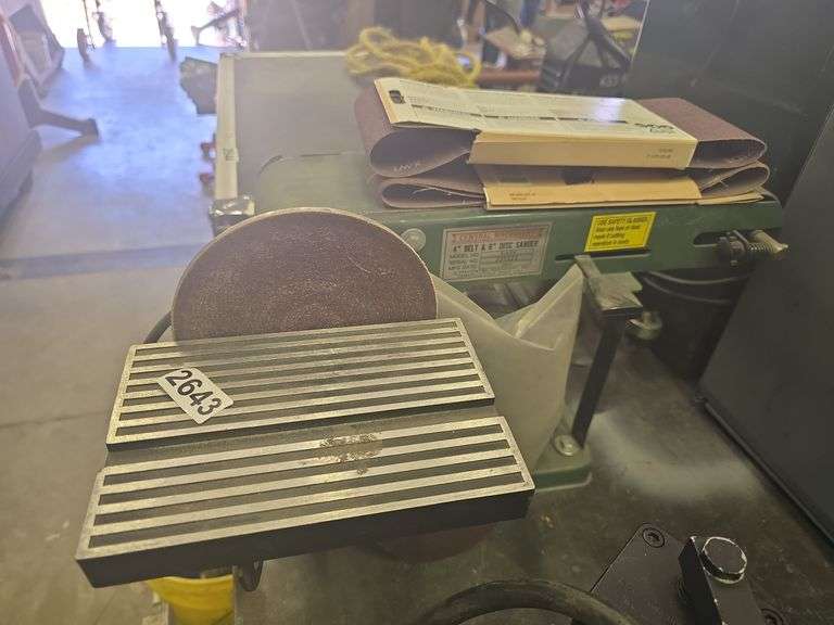 Central Machinery 4" Belt & 6" Disc Sander image