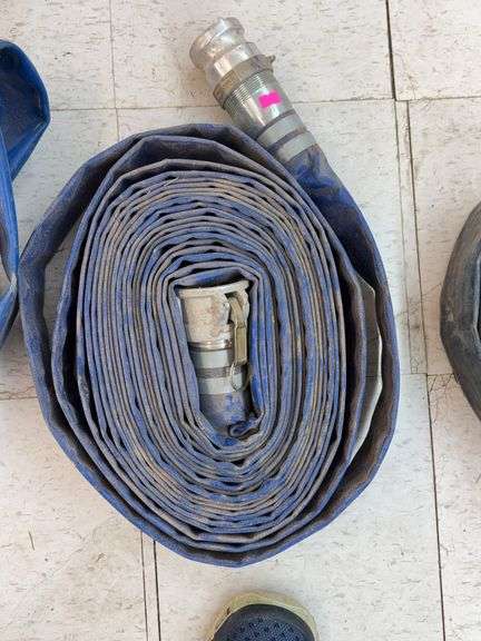 Irrigation hose with quick connects image