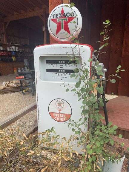 Texaco Fuel (Diesel) Pump image