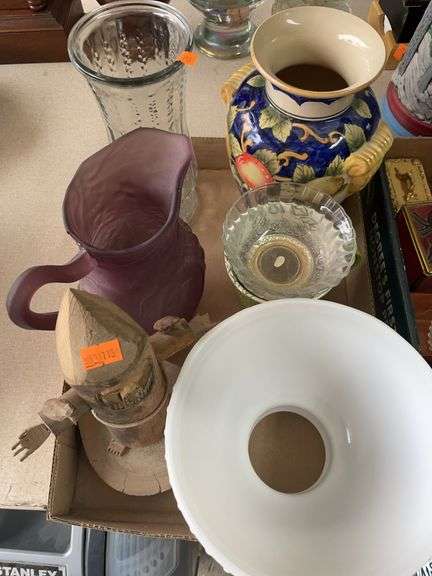 Miss miscellaneous glass items and a wooden carving image