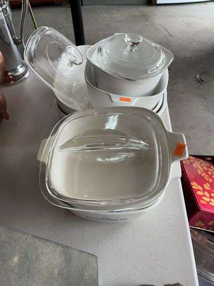 Six pieces of corning ware with three lids image