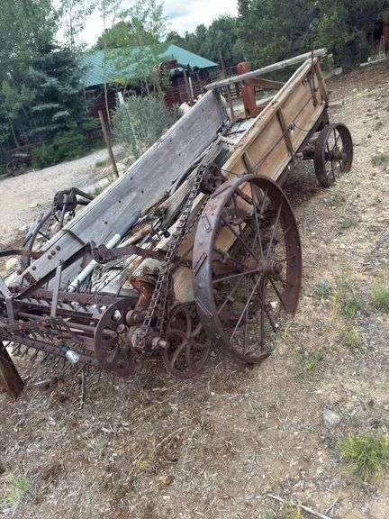 Antique menure spreader wagon image