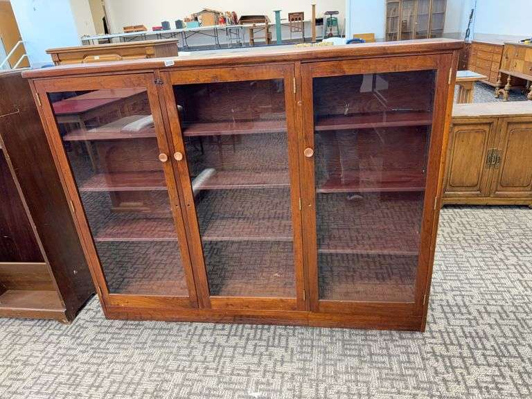 Library cabinet image