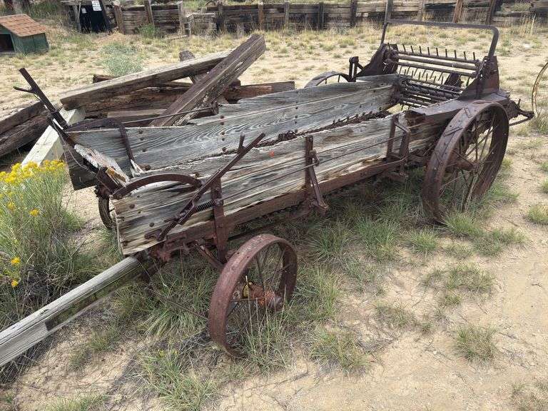 Antique manure wagon image