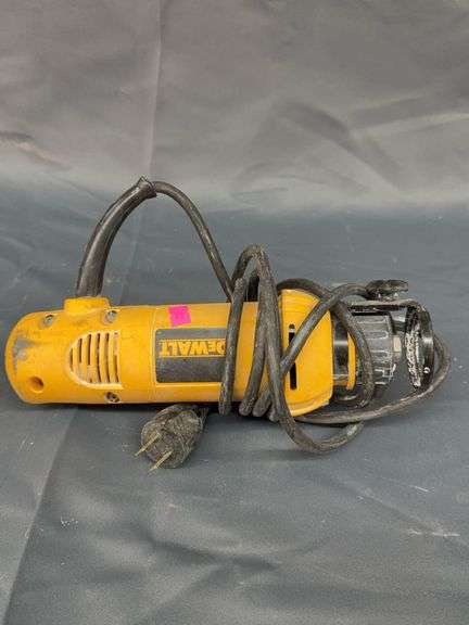 Dewalt router image