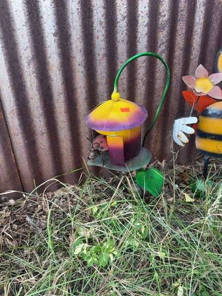 Metal yard decor birdhouse/ladybug image