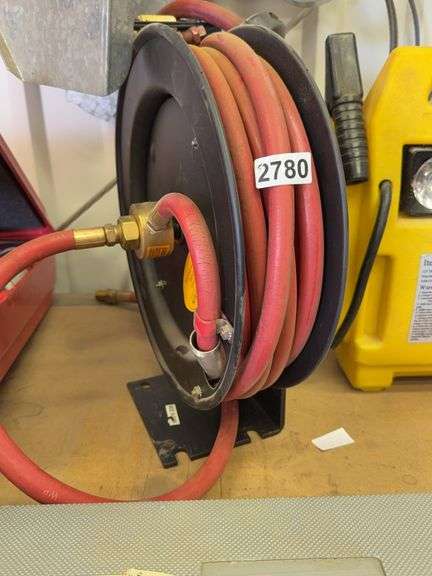 Air hose and reel image