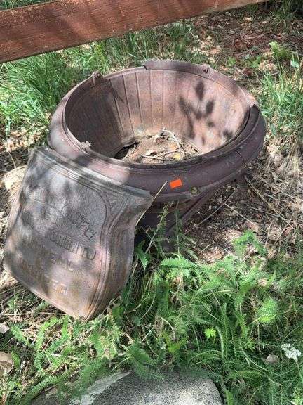 McCarthy pot belly stove parts yard art image