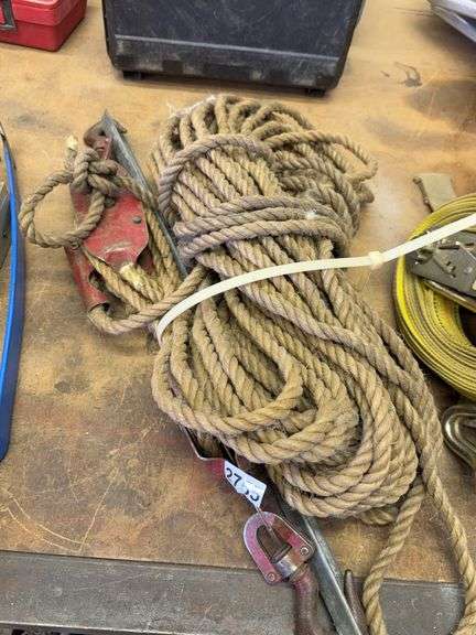 Pulley system with rope image