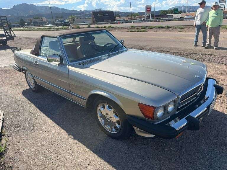 1988 Mercedes Benz 560 SL Excellent condition image