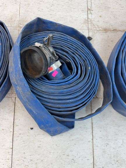 Irrigation hose with quick connects image