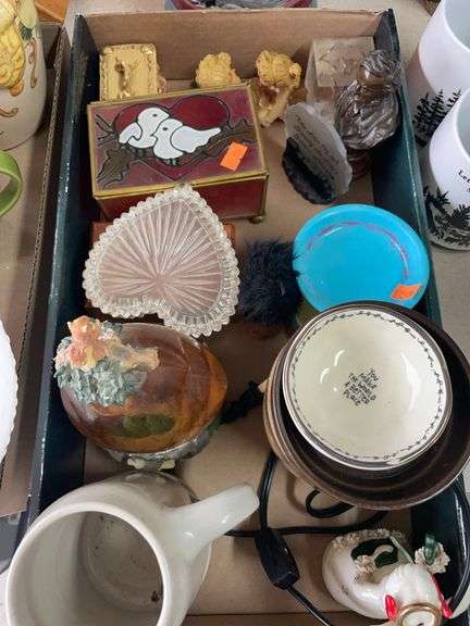 Lot of miscellaneous glass figurines candle warmer, etc. image