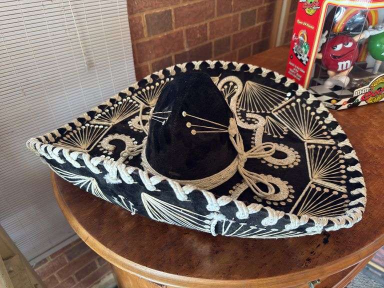 Sombrero, Pigalle xxxxx image