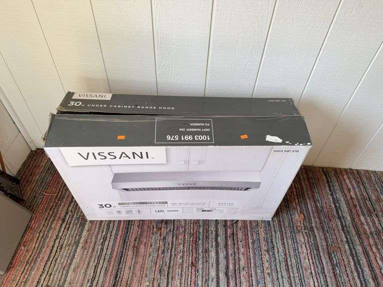 Vissani 30 inch range hood in box image
