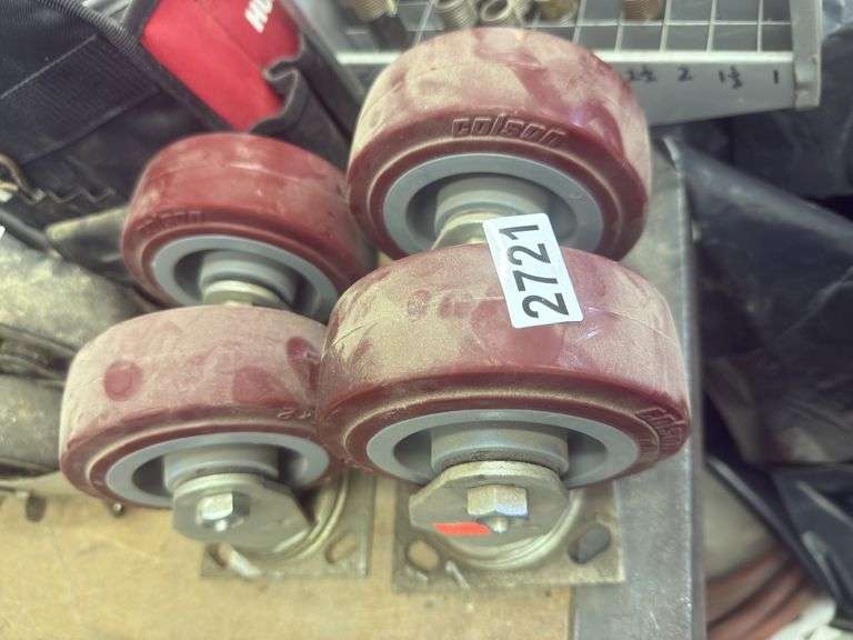 Set of 4 casters image