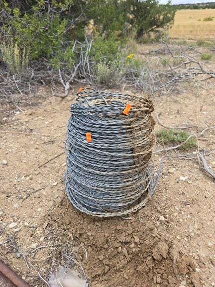3/4 Roll Barbless Wire image