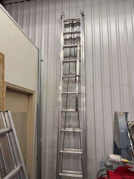 Louisville 24 FT aluminum ladder model number AE224 image