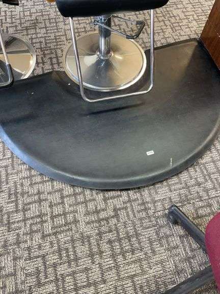 Black foam Barber chair mat image