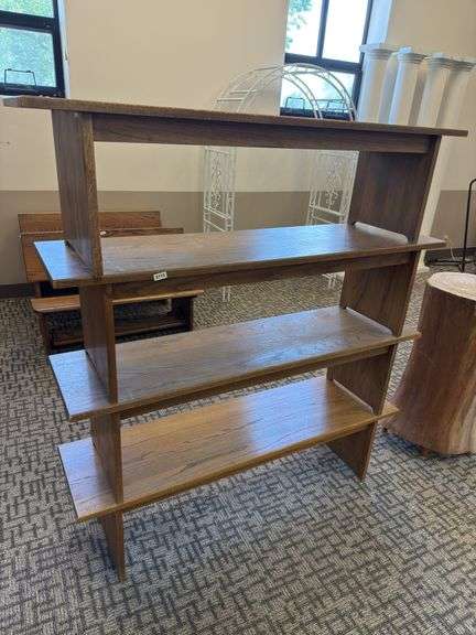 4 - 5’ wooden benches image