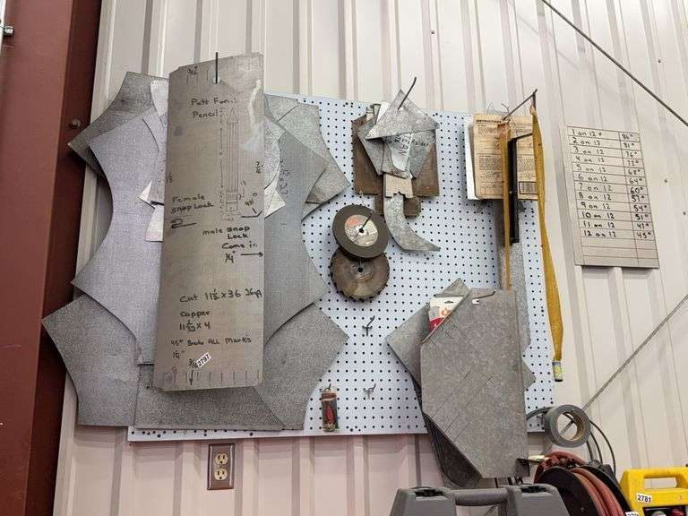Assorted scrap sheet metal image
