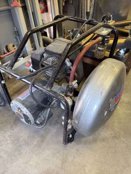 Campbell Hausfield air compressor image