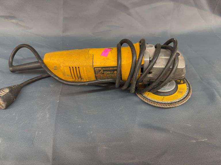 Dewalt 4 inch angle grinder image