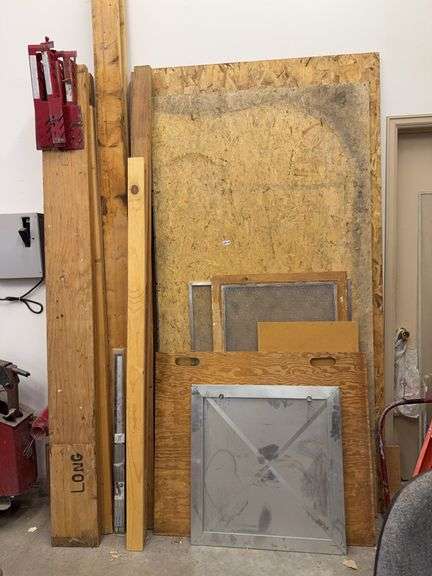 Assortment of scrap wood image