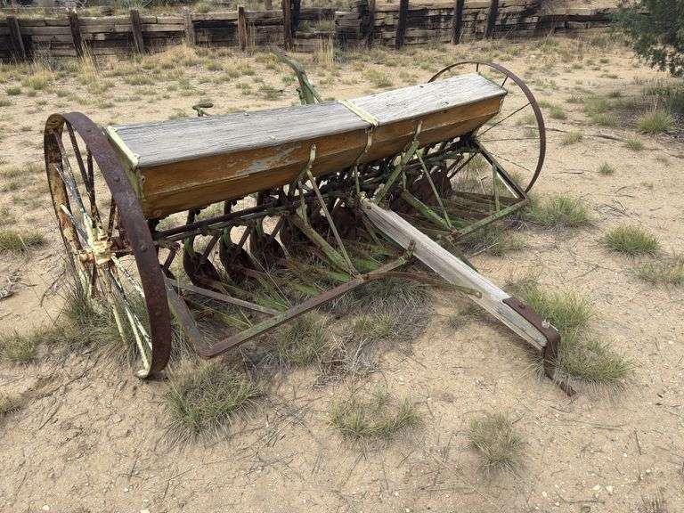 Antique seeder image