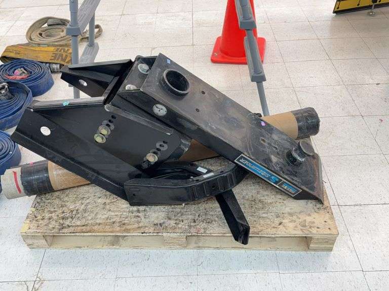 Reese sidewinder 5th wheel hitch image