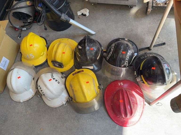 9 firefighting Helmets image