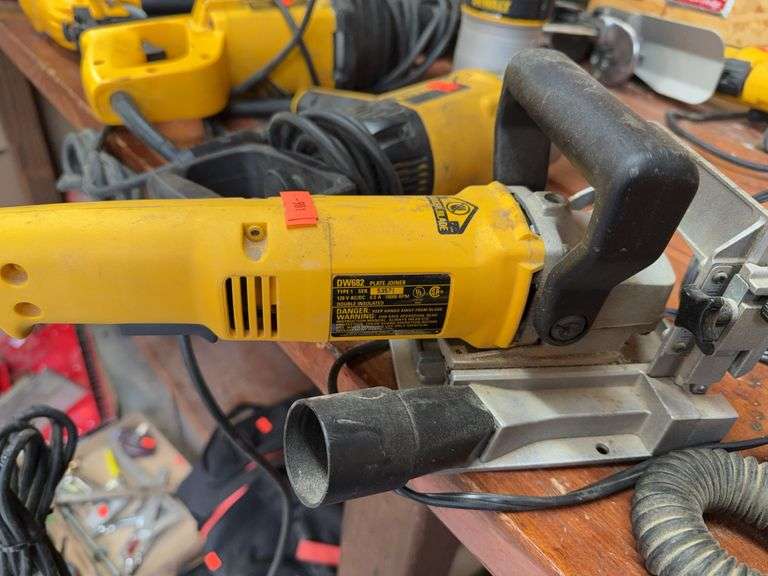 Dewalt plate joiner image